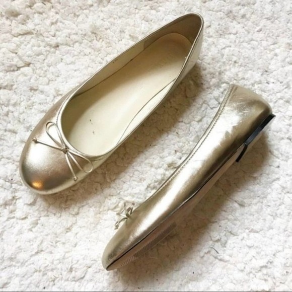 BALLY: Metallic Gold "Z-Princess" Ballerina Flats - Picture 1 of 10